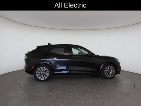 Used 2024 Ford Mustang Mach-E Premium AWD/4WD image 21
