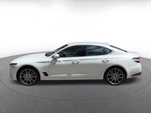 Used 2025 Genesis G70 2.5T AWD/4WD image 9