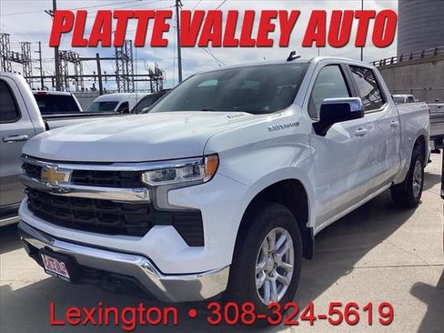Used 2023 Chevrolet Silverado 1500 LT w/ Leather Package image 1
