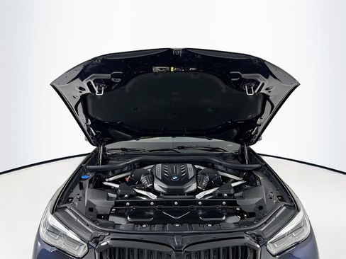 Used 2023 BMW X5 M50i w/ Executive Package image 34