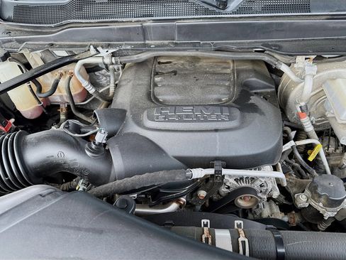 Used 2022 RAM 2500 Laramie w/ Snow Chief Group AWD/4WD image 22