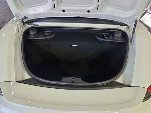 Used 2017 Porsche 718 Boxster image 17
