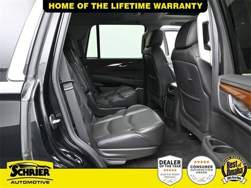 Used 2020 Cadillac Escalade Premium Luxury image 46