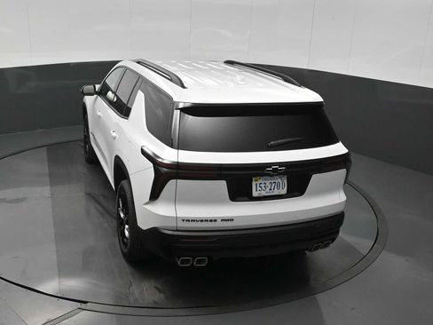 New 2026 Chevrolet Traverse LT image 15