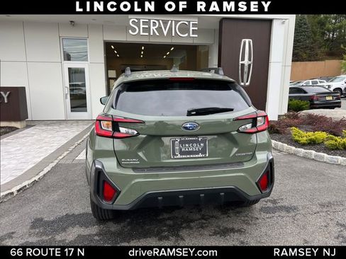 Used 2025 Subaru Crosstrek 2.5i Limited AWD/4WD image 4