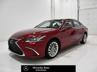 Used 2023 Lexus ES 300h w/ Accessory Package (Z1)