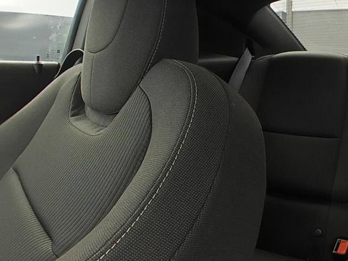 Used 2015 Chevrolet Camaro LT RWD image 9