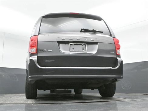 Used 2020 Dodge Grand Caravan SXT image 35