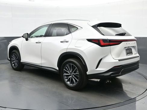 Certified 2025 Lexus NX 250 FWD w/ Premium Package image 6