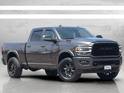 Used 2022 RAM 3500 Laramie AWD/4WD image 2
