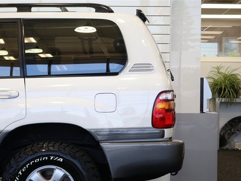Used 1999 Toyota Land Cruiser AWD/4WD image 62