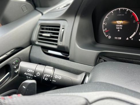 Used 2025 Honda Ridgeline Black Edition image 32