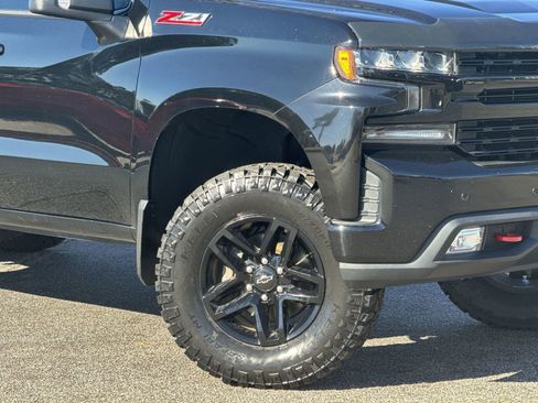 Used 2020 Chevrolet Silverado 1500 LT Trail Boss image 13