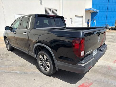 Used 2018 Honda Ridgeline RTL-E image 2