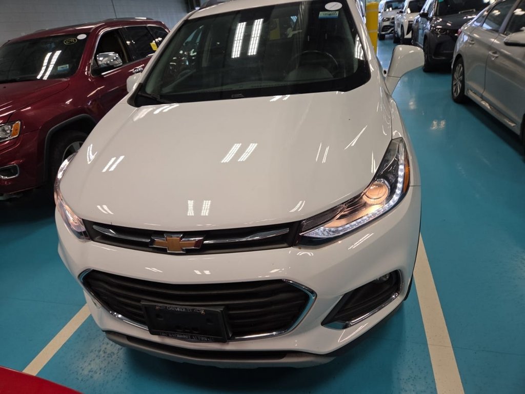 Used 2017 Chevrolet Trax Premier AWD/4WD image 7