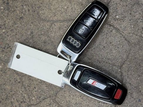 Used 2020 Audi S6 Premium Plus w/ S Sport Package image 89