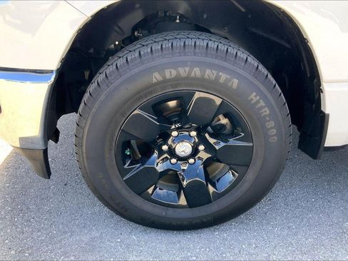 Used 2024 RAM 1500 Big Horn image 8