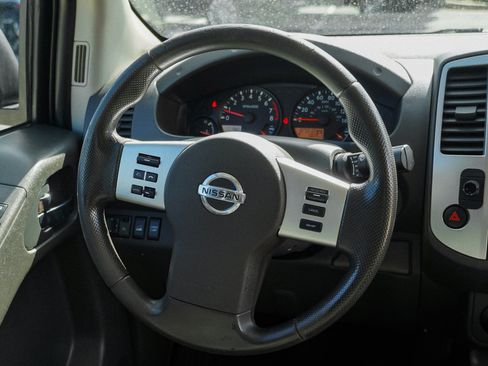 Used 2019 Nissan Frontier SV AWD/4WD image 31