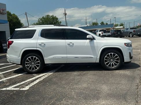 Used 2022 GMC Acadia Denali w/ Denali Ultimate Package FWD image 4