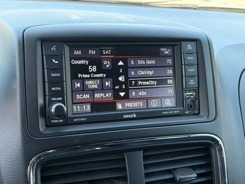 Used 2018 Dodge Grand Caravan GT image 21