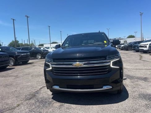 Used 2023 Chevrolet Tahoe LT w/ Luxury Package RWD image 8