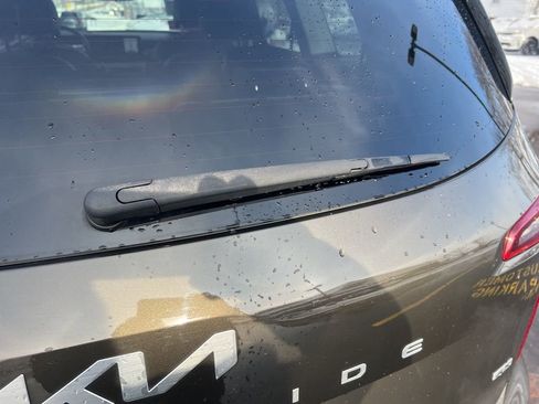 Certified 2023 Kia Telluride S w/ S Sunroof Package image 34