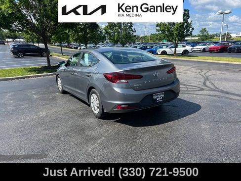 Used 2019 Hyundai Elantra SE w/ Cargo Package FWD image 7