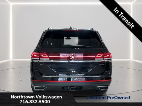 Used 2024 Volkswagen Atlas SE w/ Panoramic Sunroof Package AWD/4WD image 4