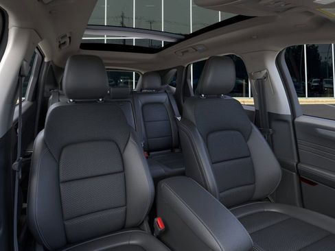 New 2025 Ford Escape PHEV image 10