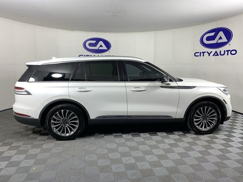 Used 2020 Lincoln Aviator Reserve w/ Equipment Group 201A AWD/4WD image 2
