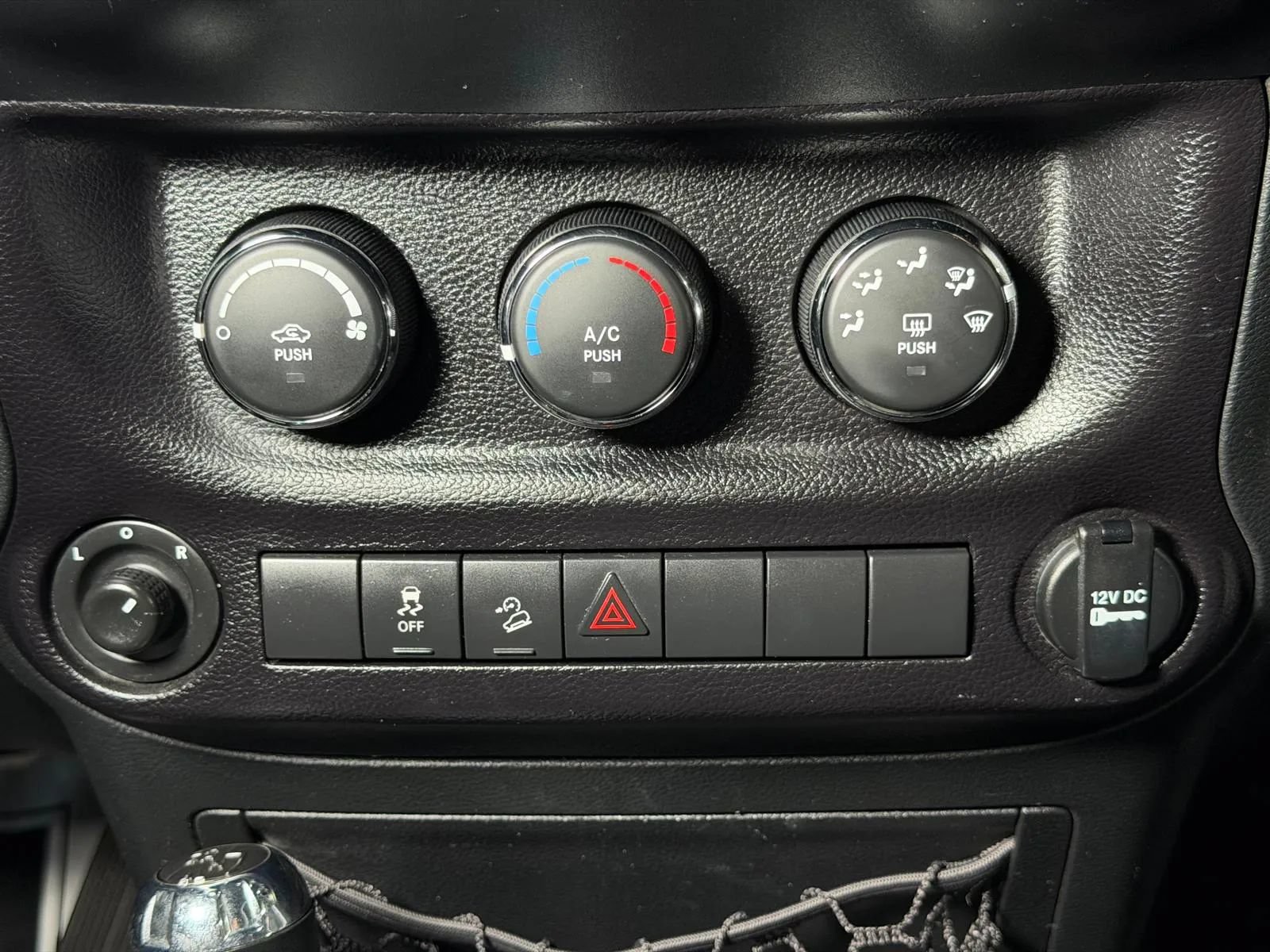 Used 2017 Jeep Wrangler Sport w/ Quick Order Package 24S AWD/4WD image 26