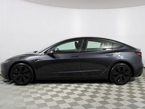 Used 2024 Tesla Model 3 Standard Range image 28