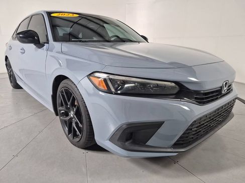 Used 2023 Honda Civic Sport image 6