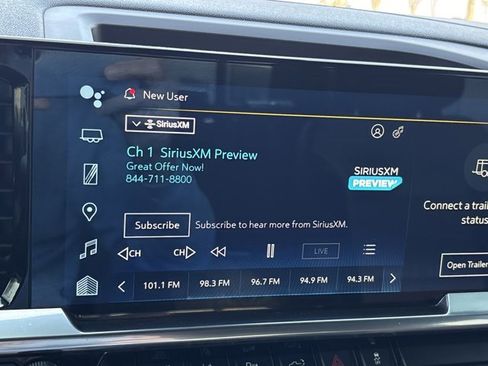 Used 2024 Chevrolet Silverado 3500 High Country w/ High Country Premium Package image 40