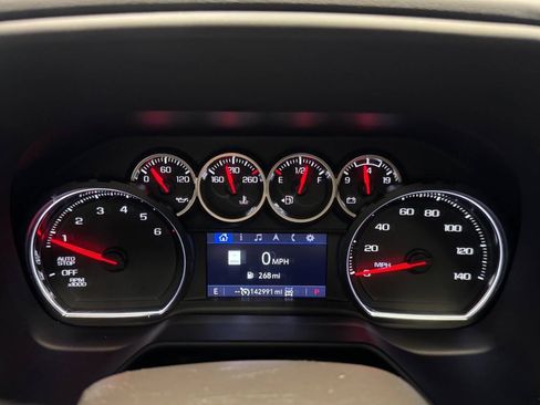 Used 2021 Chevrolet Tahoe RST w/ Luxury Package AWD/4WD image 38