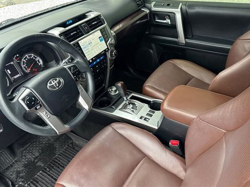 Used 2021 Toyota 4Runner Limited image 11