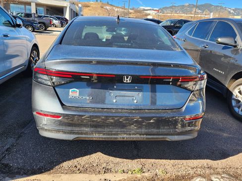 Used 2023 Honda Accord EX image 5