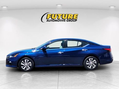 Used 2022 Nissan Altima 2.5 S FWD image 7