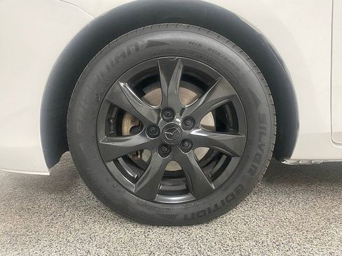 Used 2011 MAZDA MAZDA3 i Touring image 25