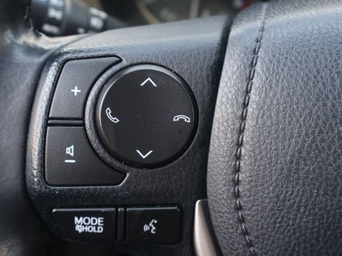 Certified 2018 Toyota RAV4 XLE FWD image 22