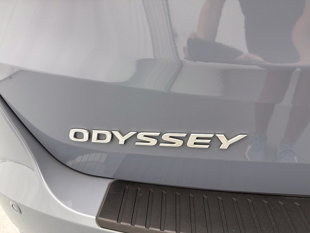 Used 2023 Honda Odyssey Touring image 9