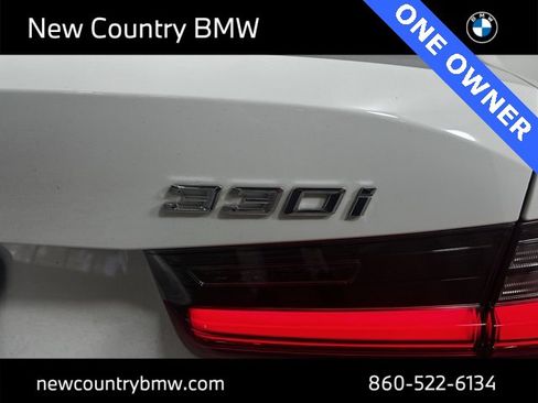 Used 2019 BMW 330i xDrive Sedan w/ Convenience Package image 10
