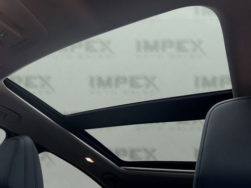 Used 2023 Nissan Ariya image 12