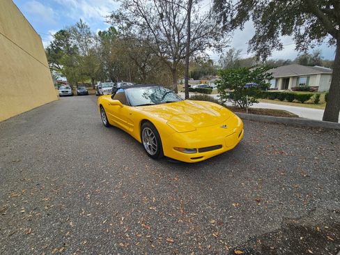 Used 2003 Chevrolet Corvette Convertible w/ Preferred Equipment Group1 image 40