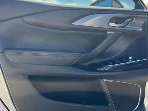 Used 2018 MAZDA CX-9 Grand Touring image 35