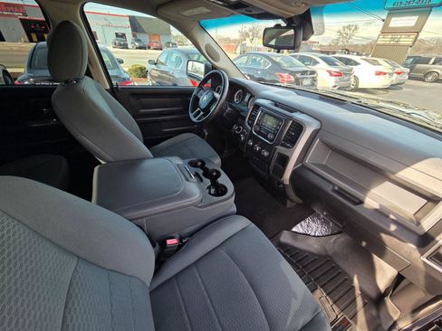 Used 2015 RAM 1500 Express image 17