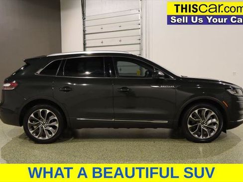 Used 2022 Lincoln Nautilus Reserve w/ Luxury Package FWD image 11