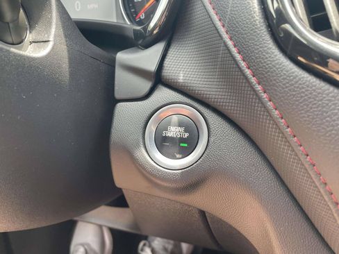 Used 2023 Chevrolet Equinox RS w/ RS Leather Package FWD image 19