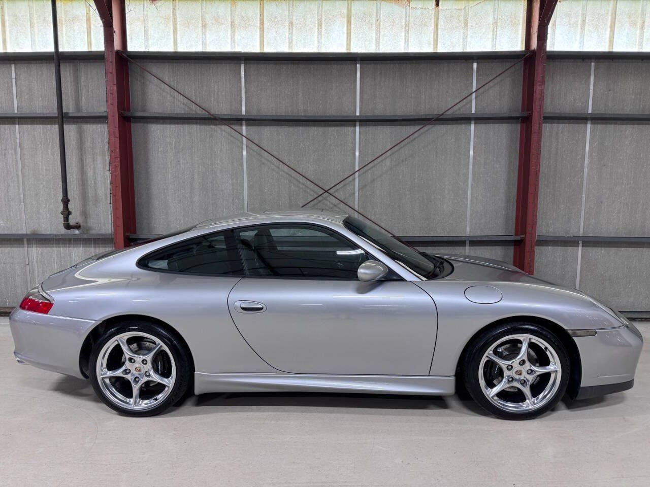 Used 2004 Porsche 911 40th Anniversary RWD image 13