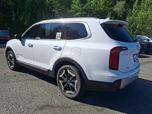 Used 2023 Kia Telluride S w/ S Sunroof Package AWD/4WD image 3